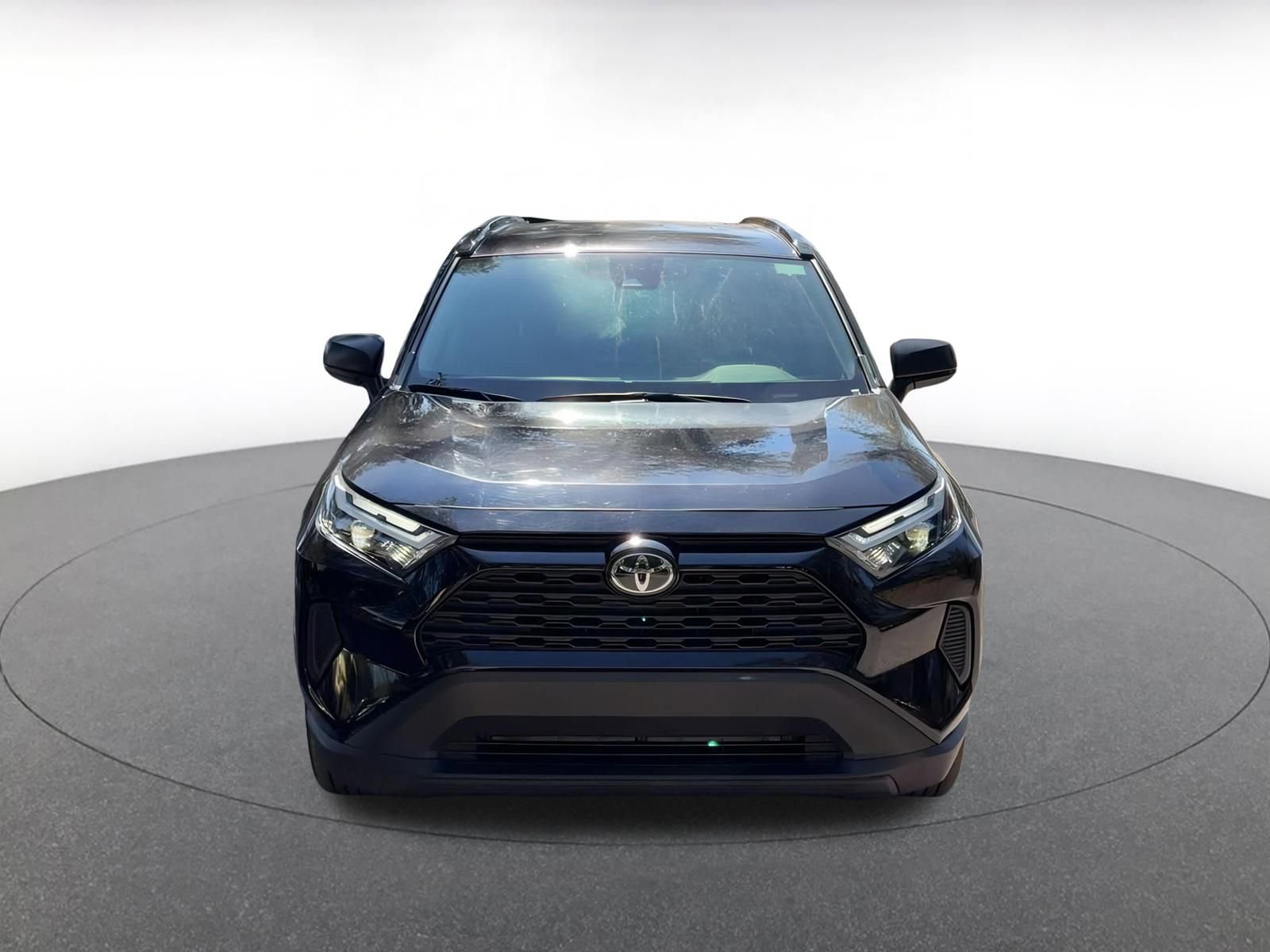 Thumbnail: 2025 Toyota RAV4 - 4