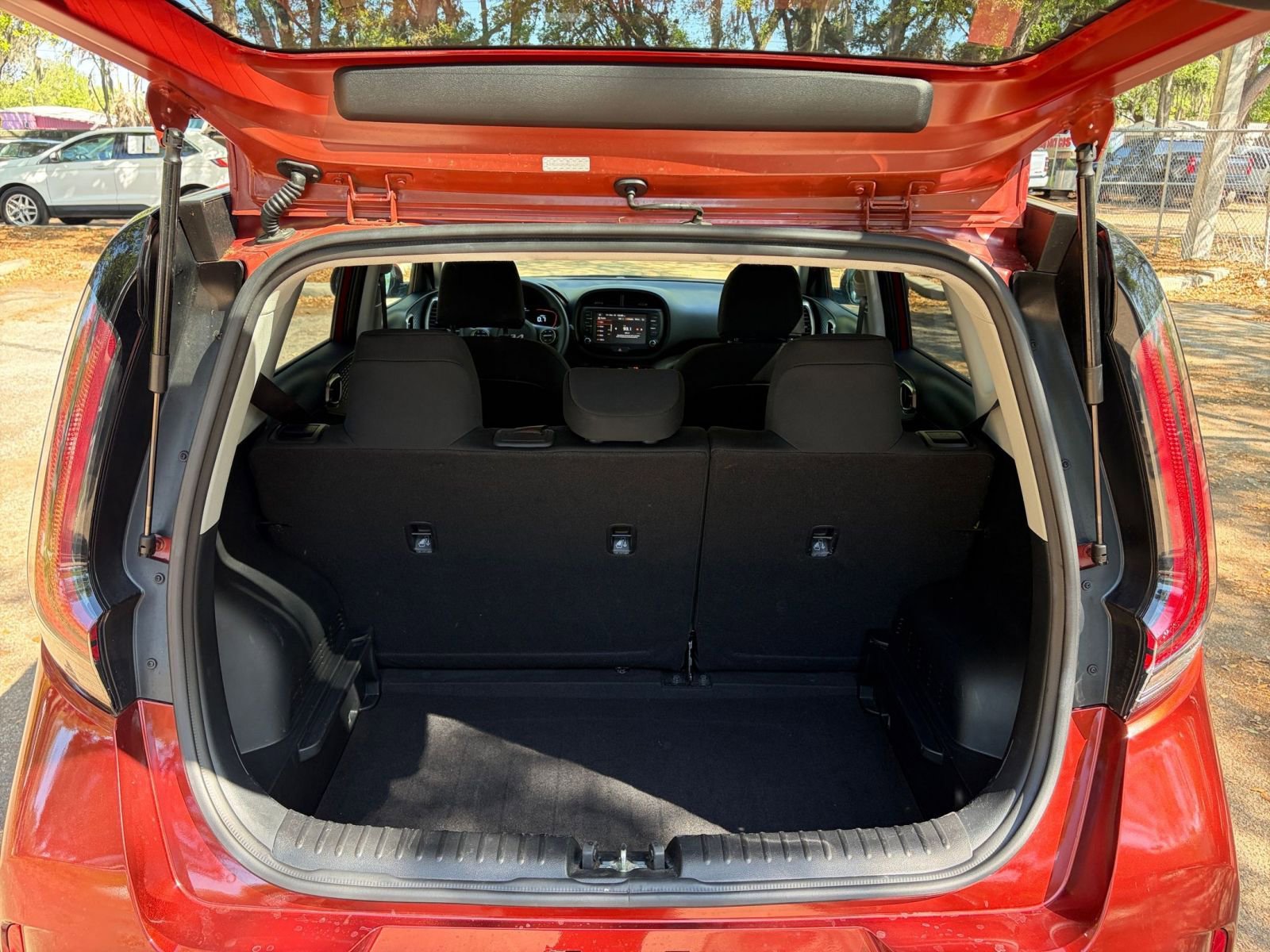 Thumbnail: 2025 Kia Soul - 25