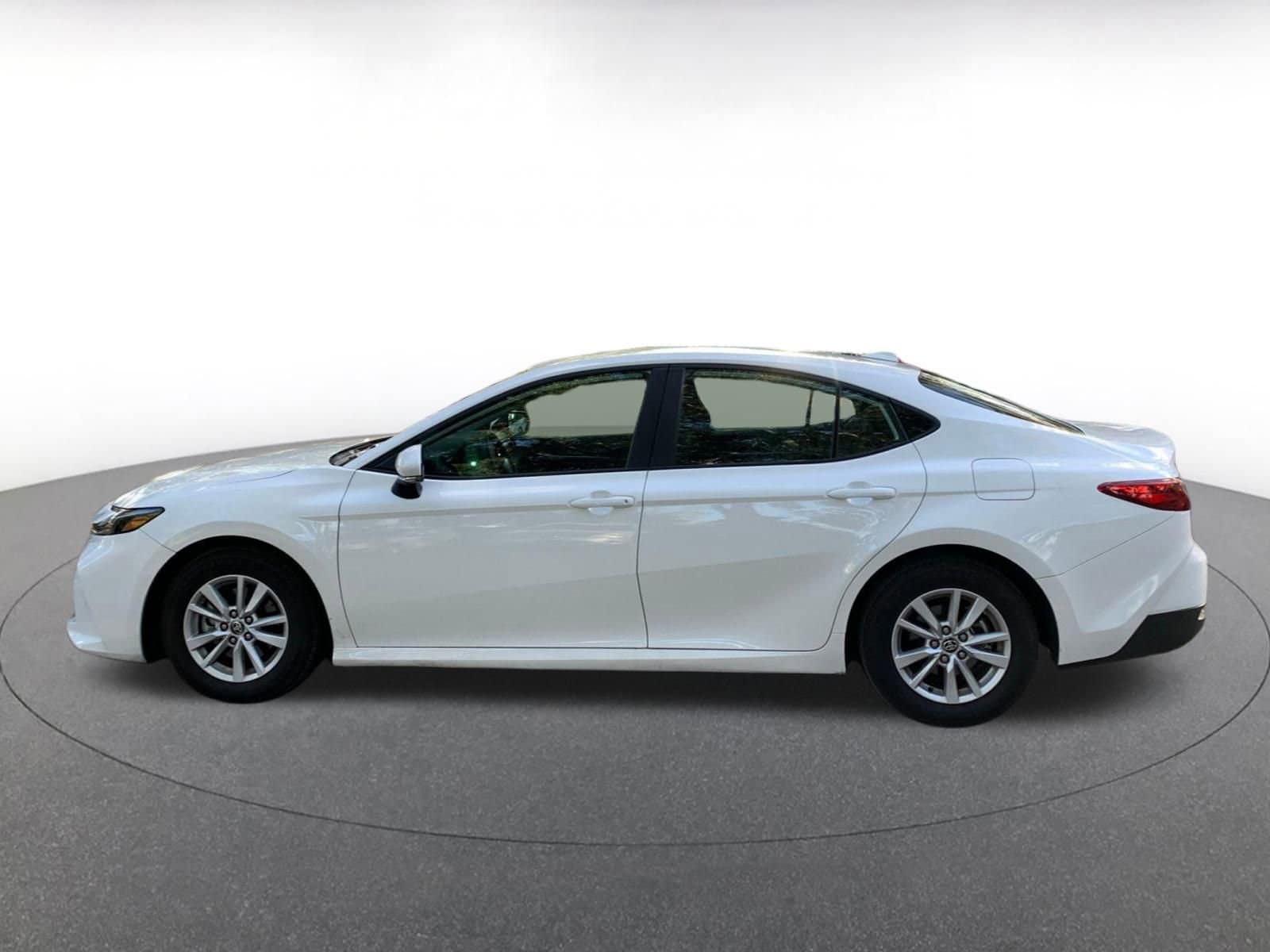 Thumbnail: 2025 Toyota Camry - 4