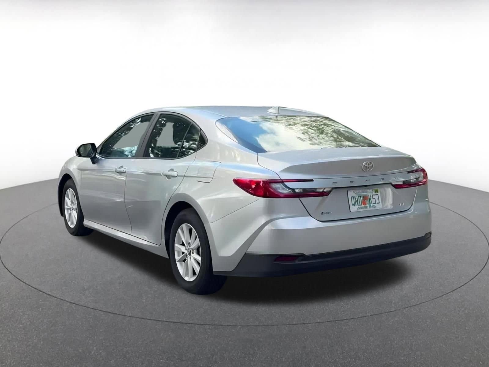 Thumbnail: 2025 Toyota Camry - 11