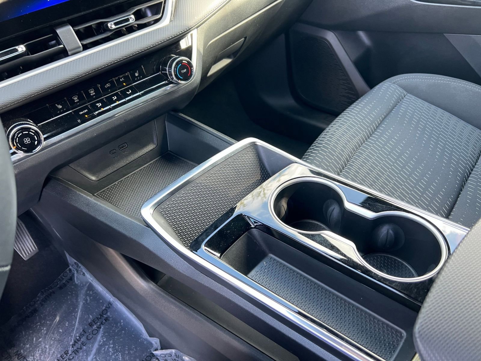 Thumbnail: 2025 Chevrolet Equinox - 35