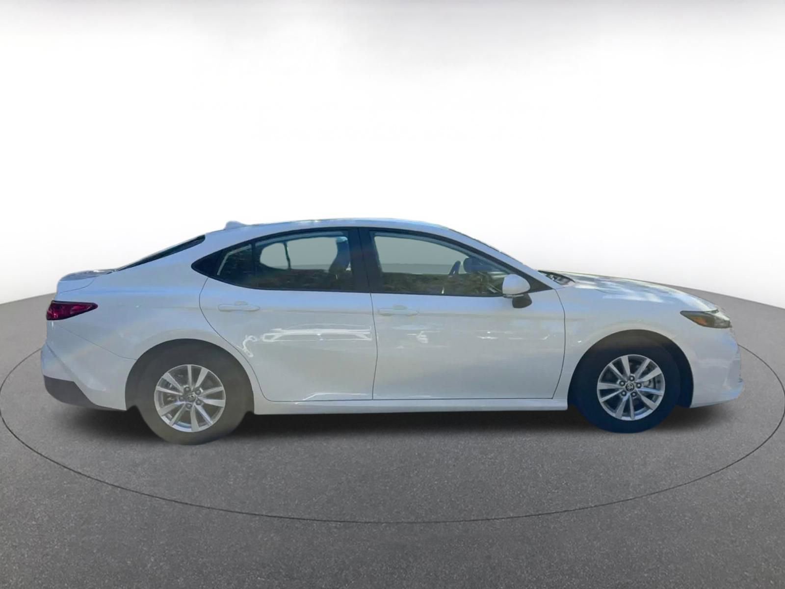 Thumbnail: 2025 Toyota Camry - 16