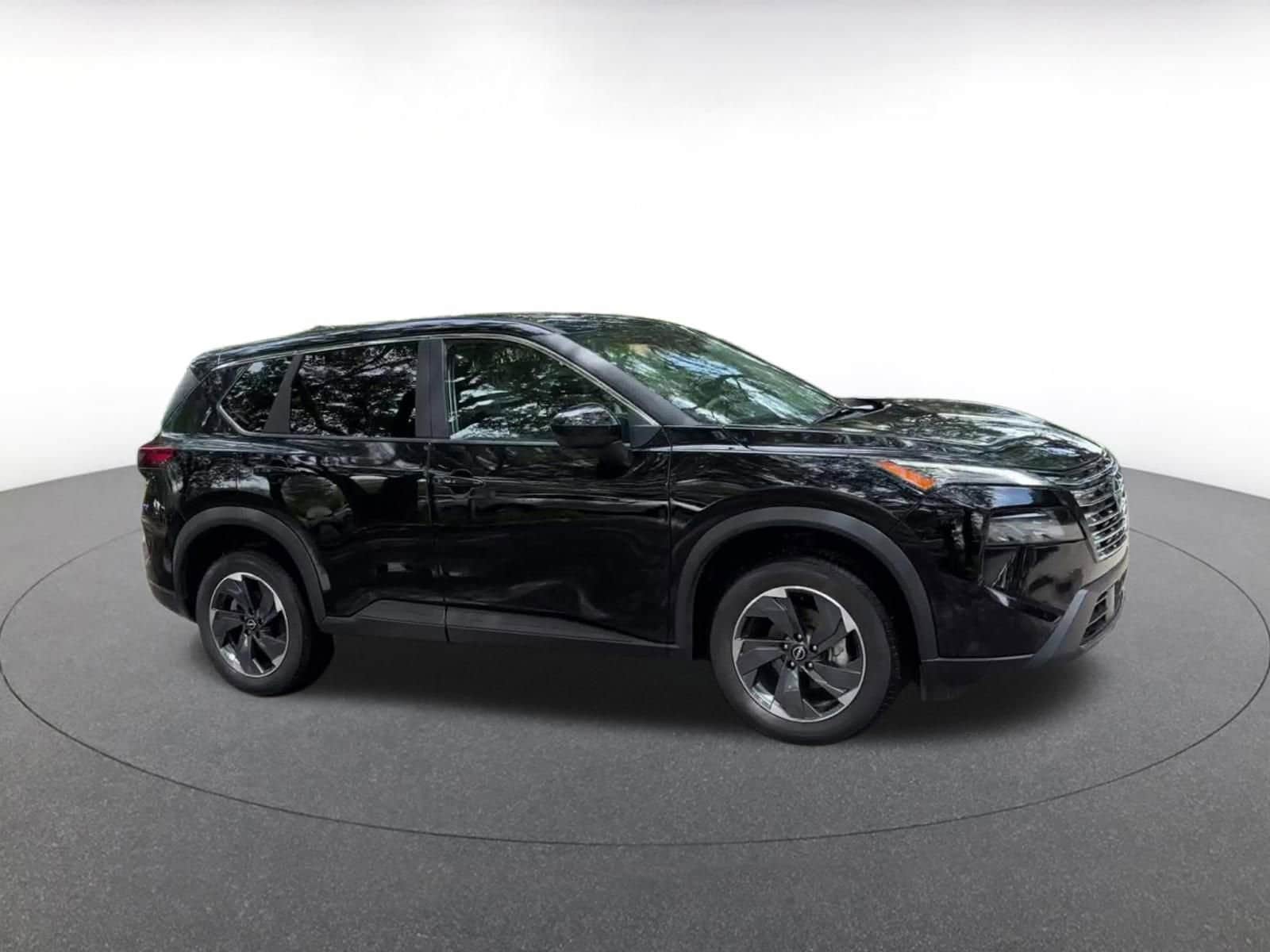 Thumbnail: 2025 Nissan Rogue - 2