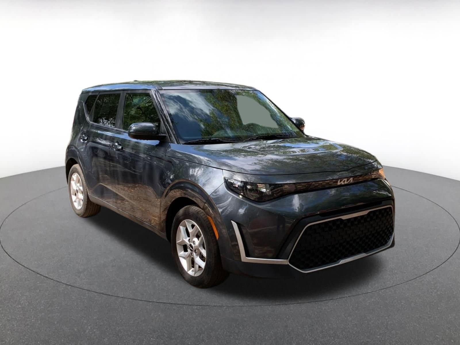 2024 Kia Soul LX Hero Image