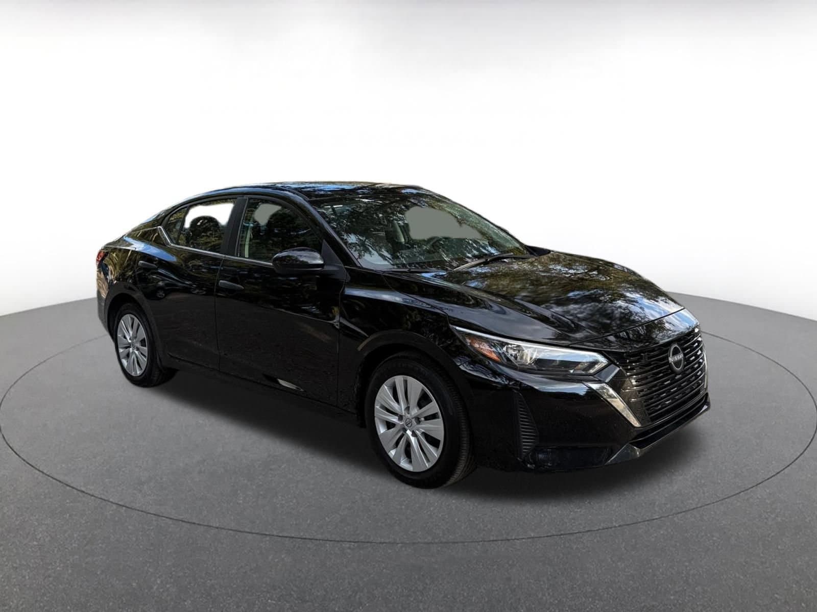 Thumbnail: 2025 Nissan Sentra - 1