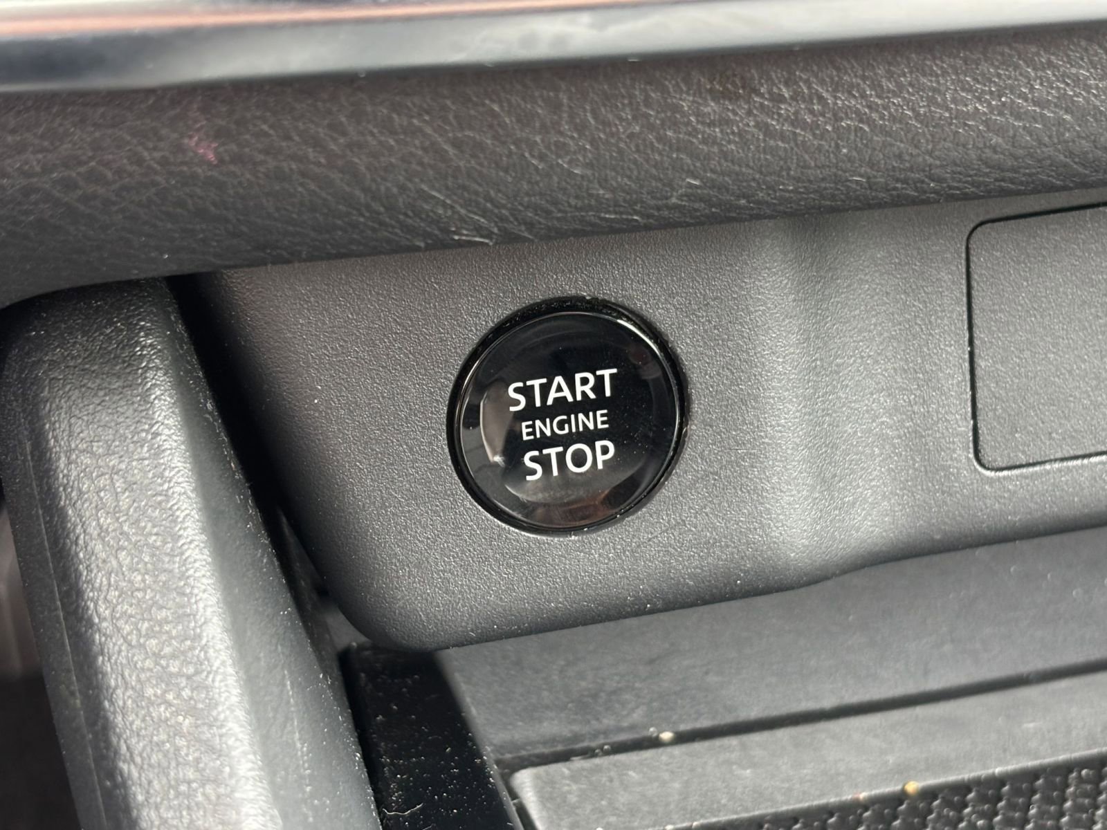 Thumbnail: 2025 Nissan Rogue - 24