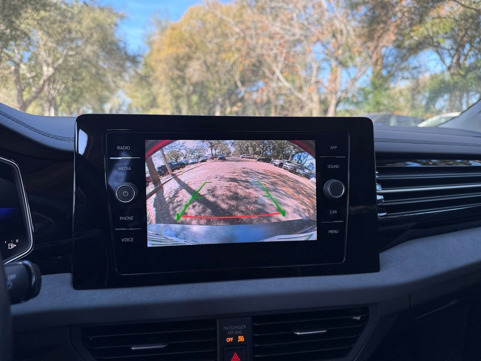 Thumbnail: 2025 Volkswagen Jetta - 17