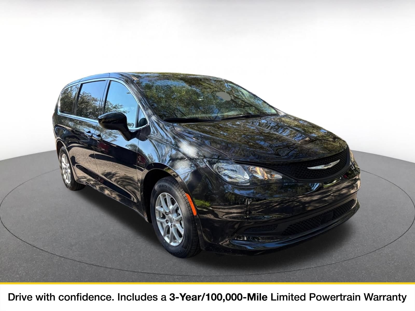 2024 Chrysler Voyager