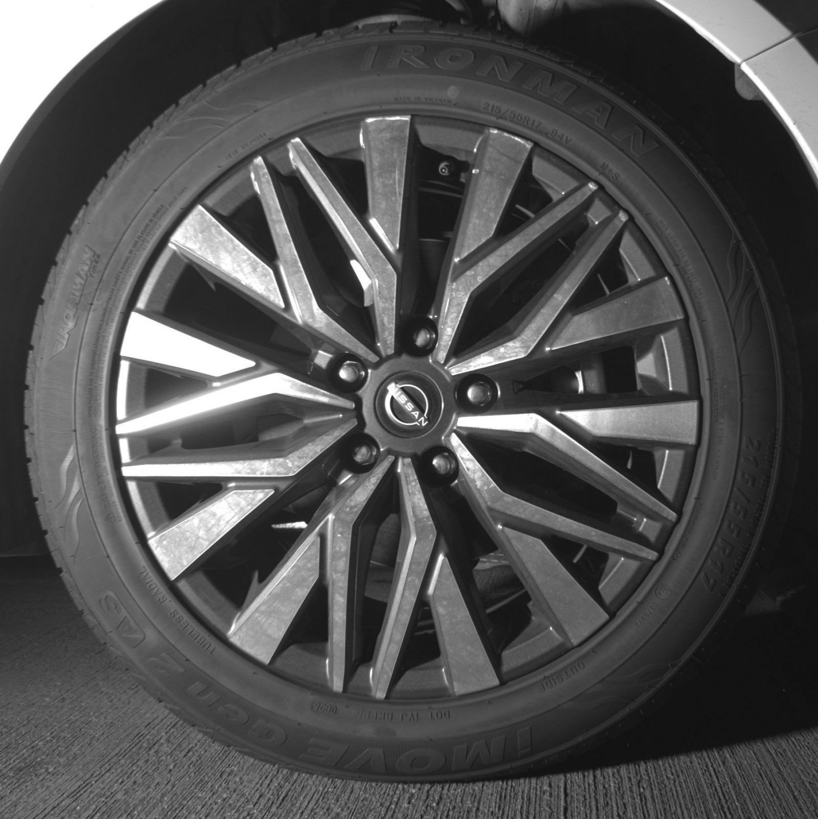 Thumbnail: 2025 Nissan Altima - 16