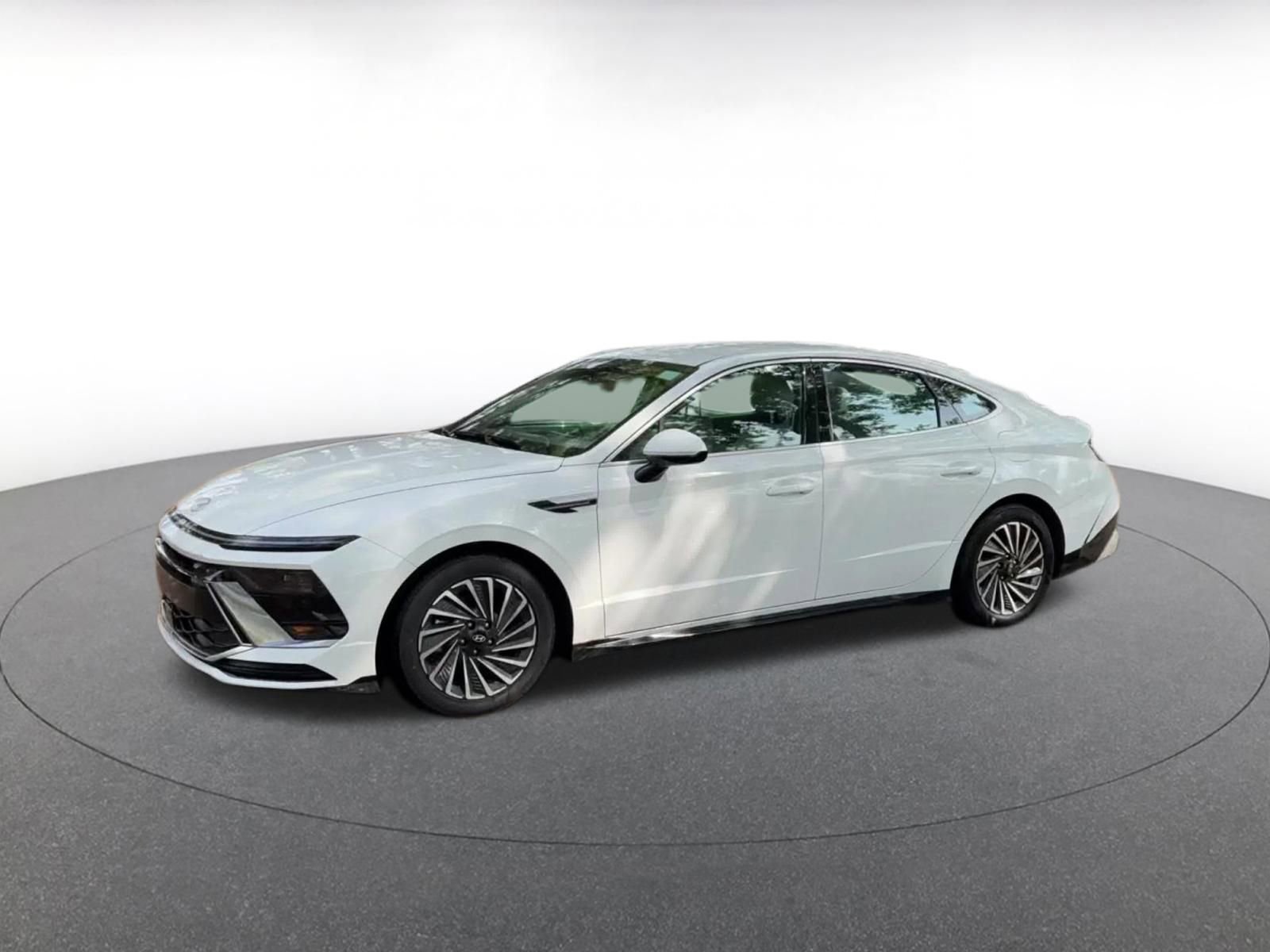 Thumbnail: 2025 Hyundai Sonata - 8