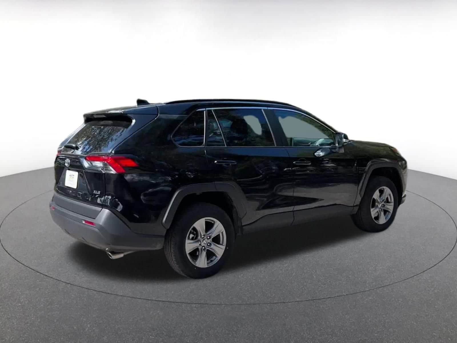 Thumbnail: 2025 Toyota RAV4 - 14