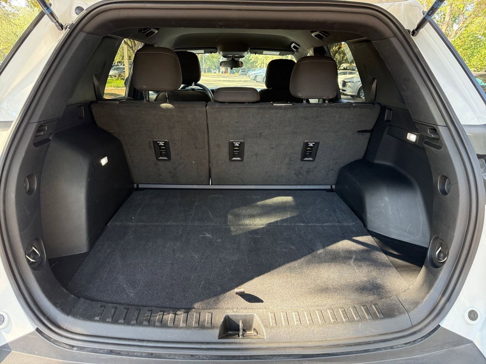 Thumbnail: 2025 Chevrolet Equinox - 24