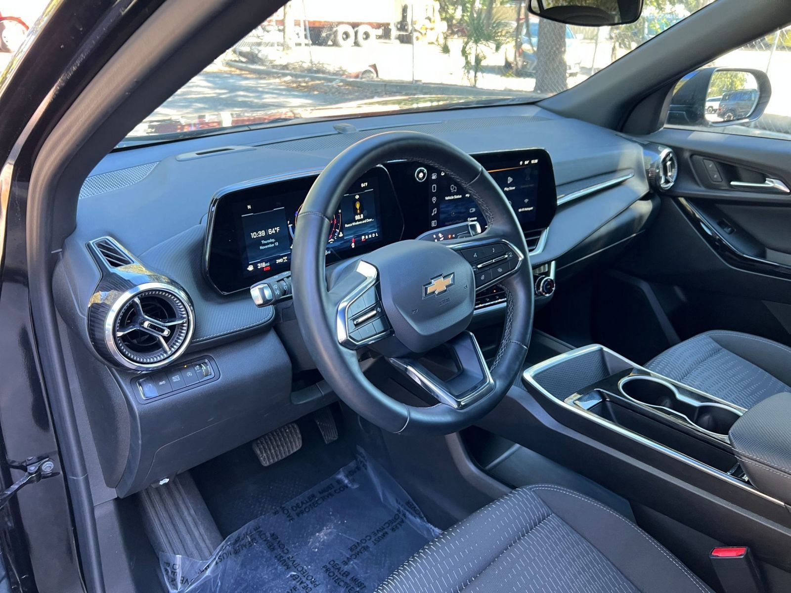 Thumbnail: 2025 Chevrolet Equinox - 28