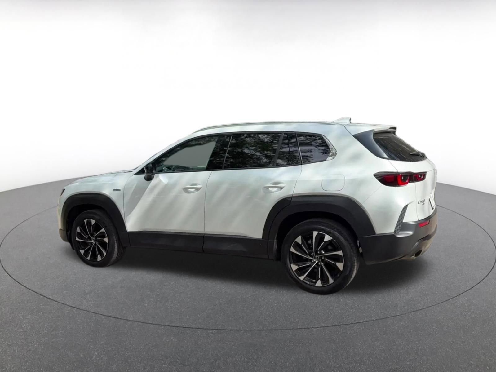 Thumbnail: 2025 Mazda CX-50 - 10