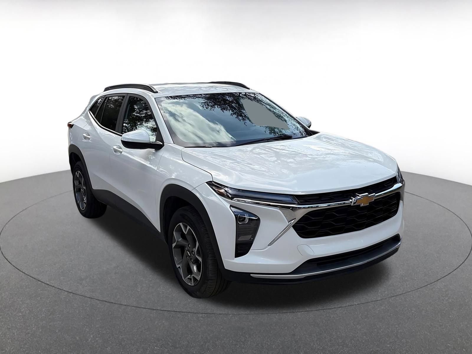 Thumbnail: 2025 Chevrolet Trax - 1