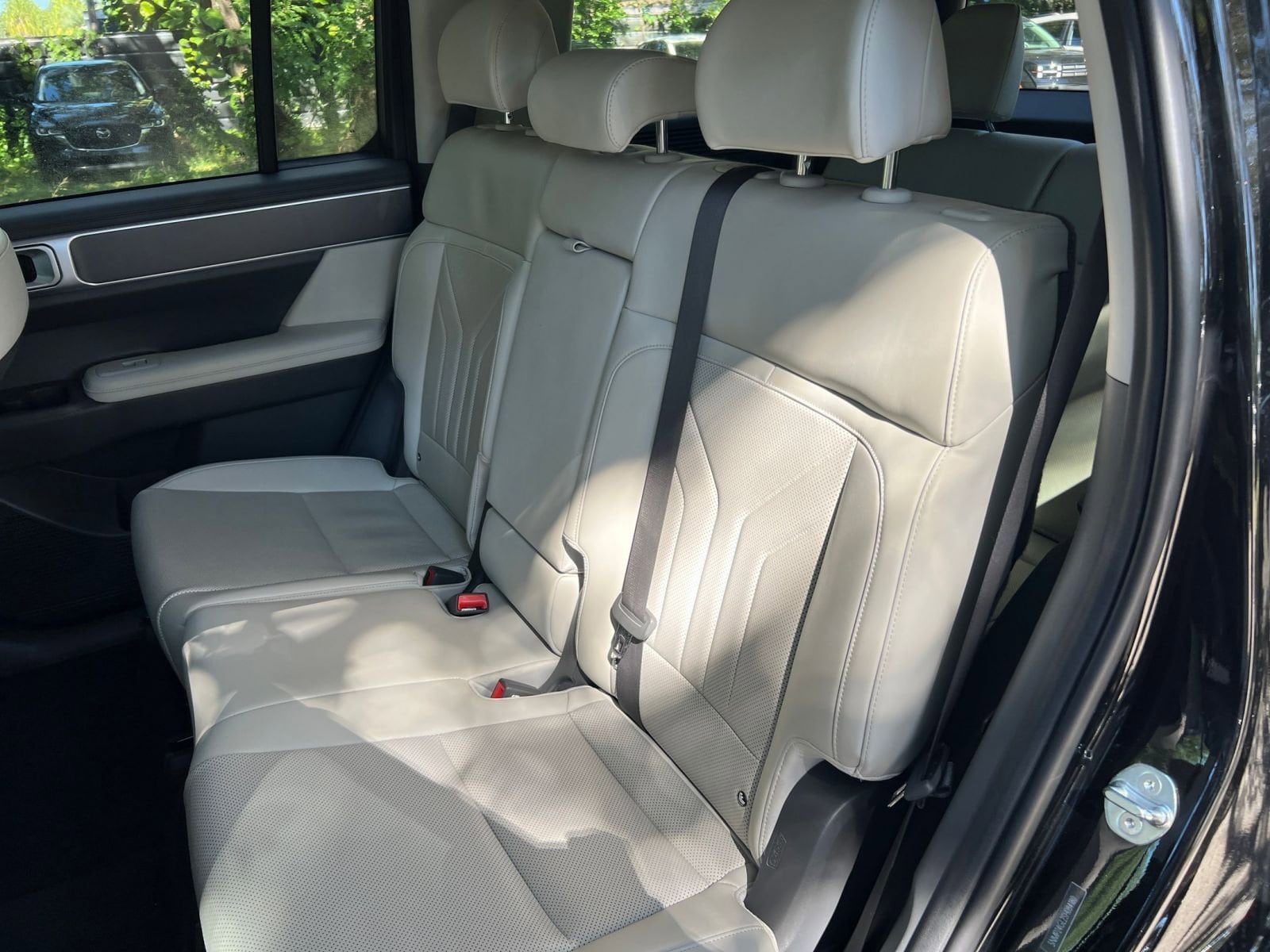 Thumbnail: 2025 Hyundai Santa Fe - 31