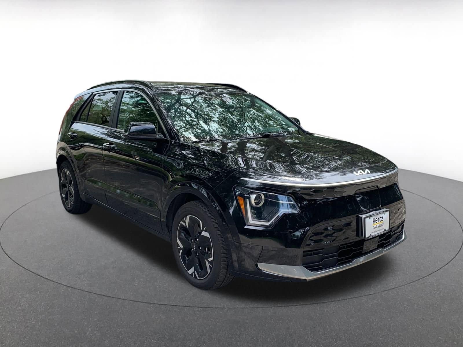 Thumbnail: 2023 Kia Niro - 1