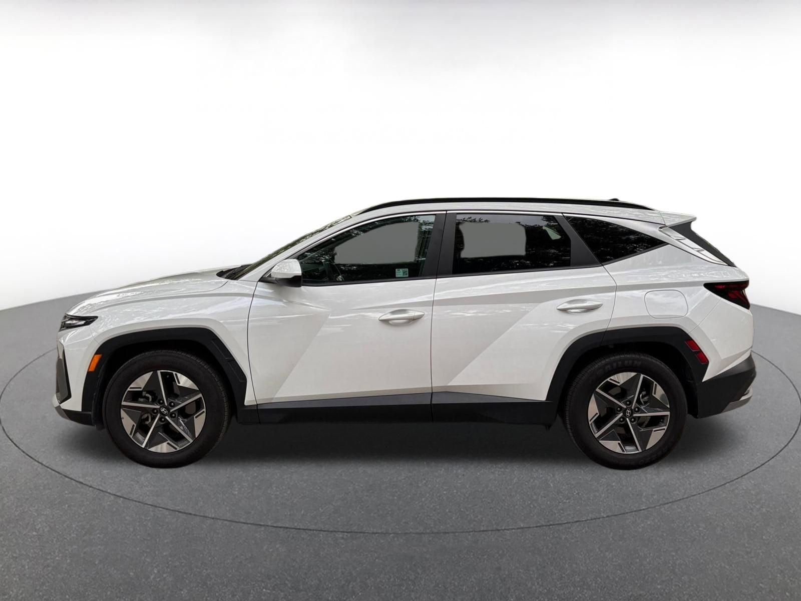 Thumbnail: 2025 Hyundai Tucson - 4