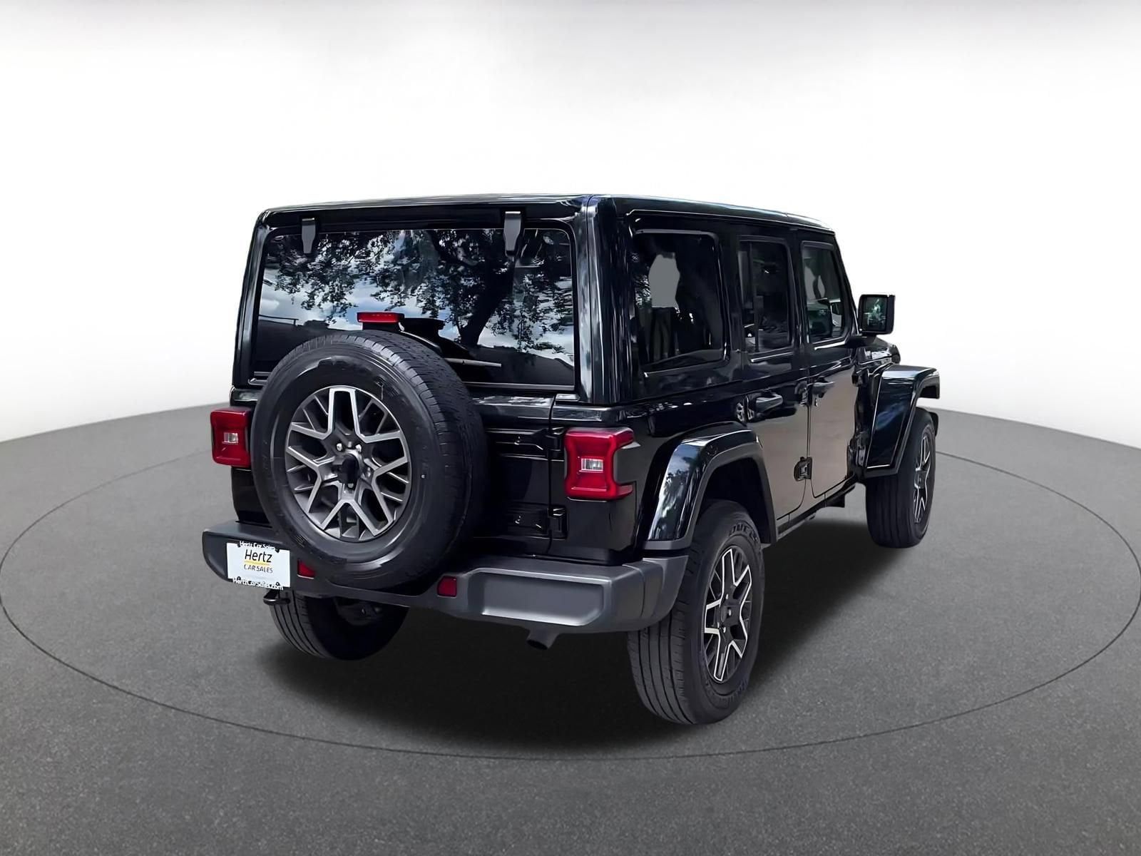 Thumbnail: 2025 Jeep Wrangler - 14