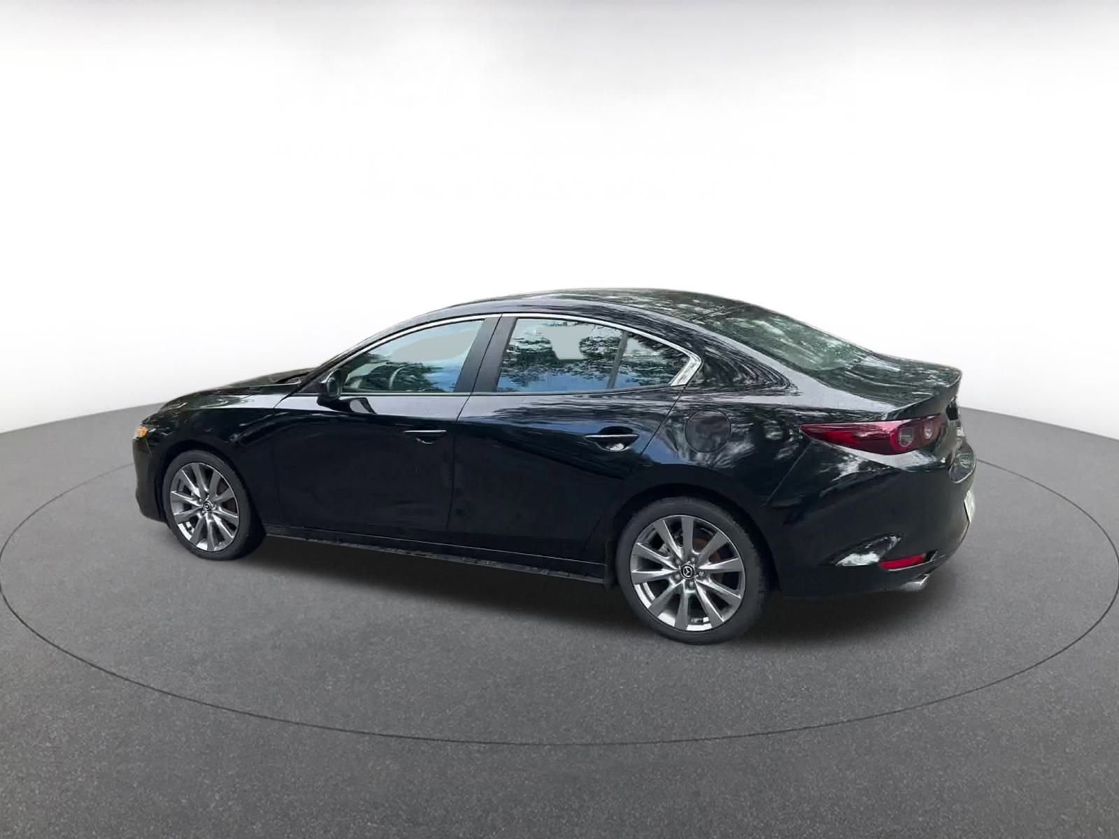 Thumbnail: 2025 Mazda Mazda3 - 10