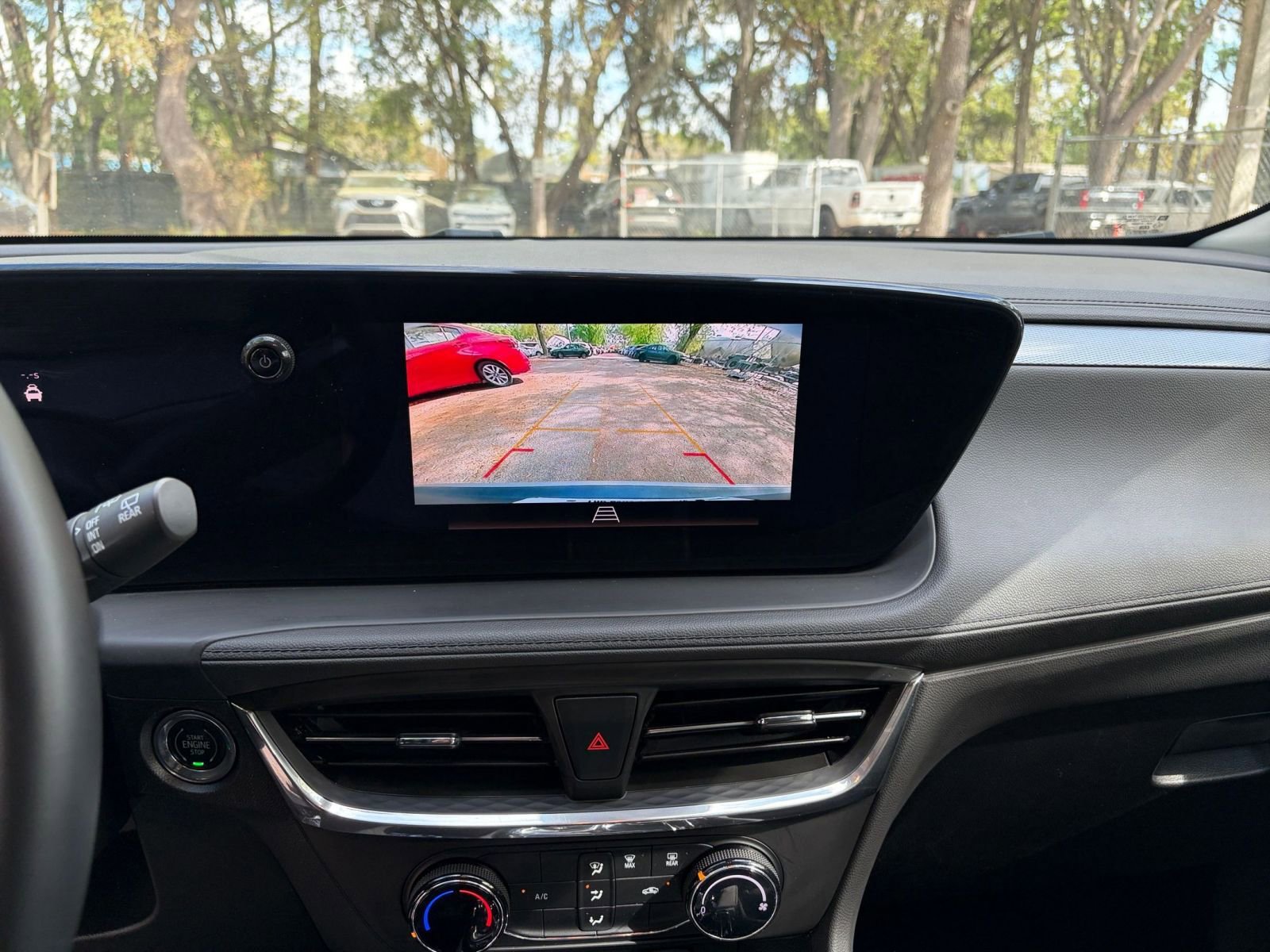 Thumbnail: 2025 Buick Encore GX - 21