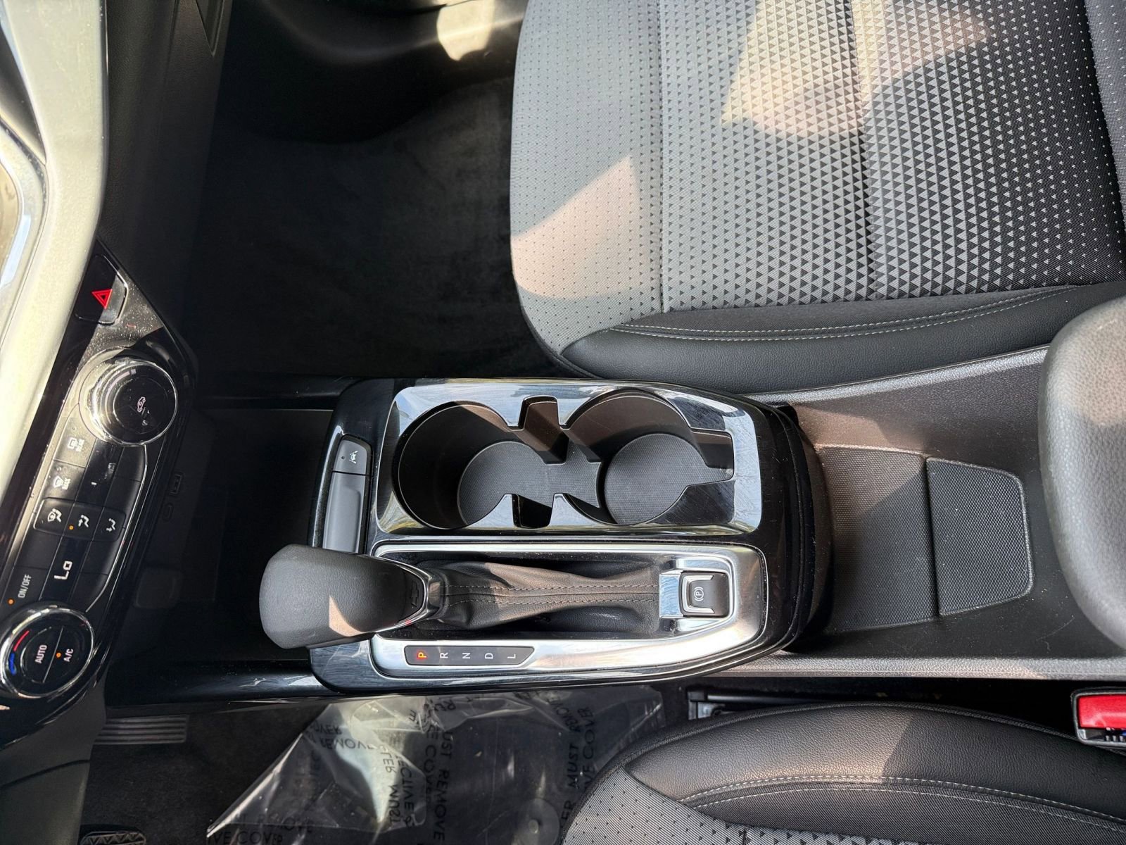 Thumbnail: 2025 Chevrolet Trax - 35