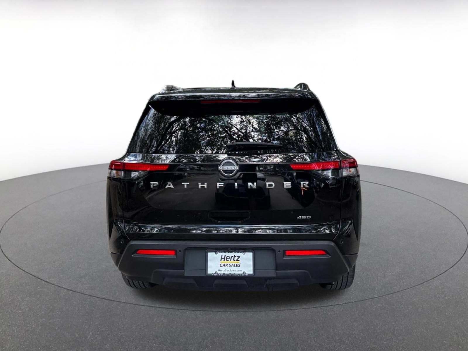 Thumbnail: 2025 Nissan Pathfinder - 10