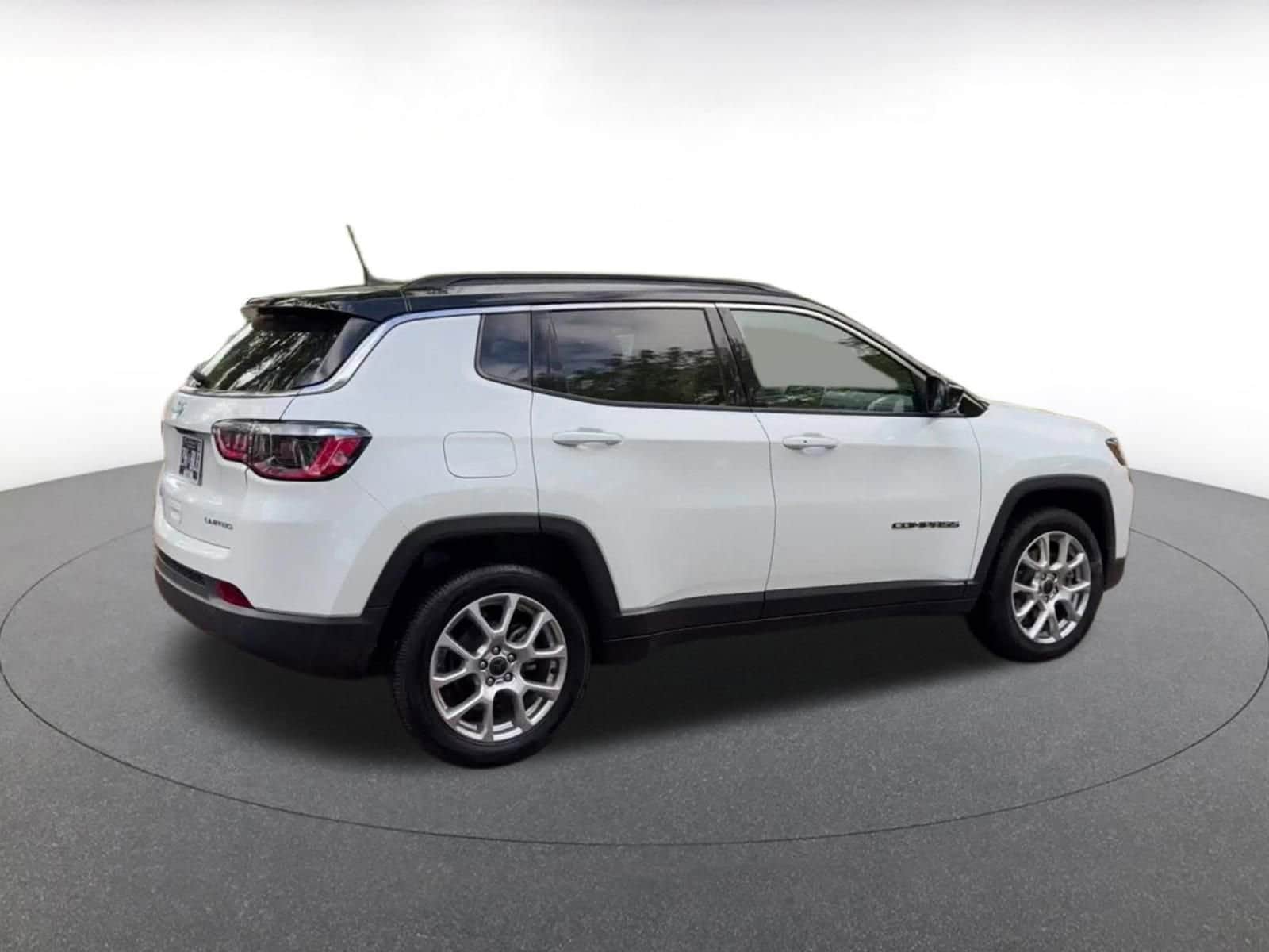 Thumbnail: 2025 Jeep Compass - 15