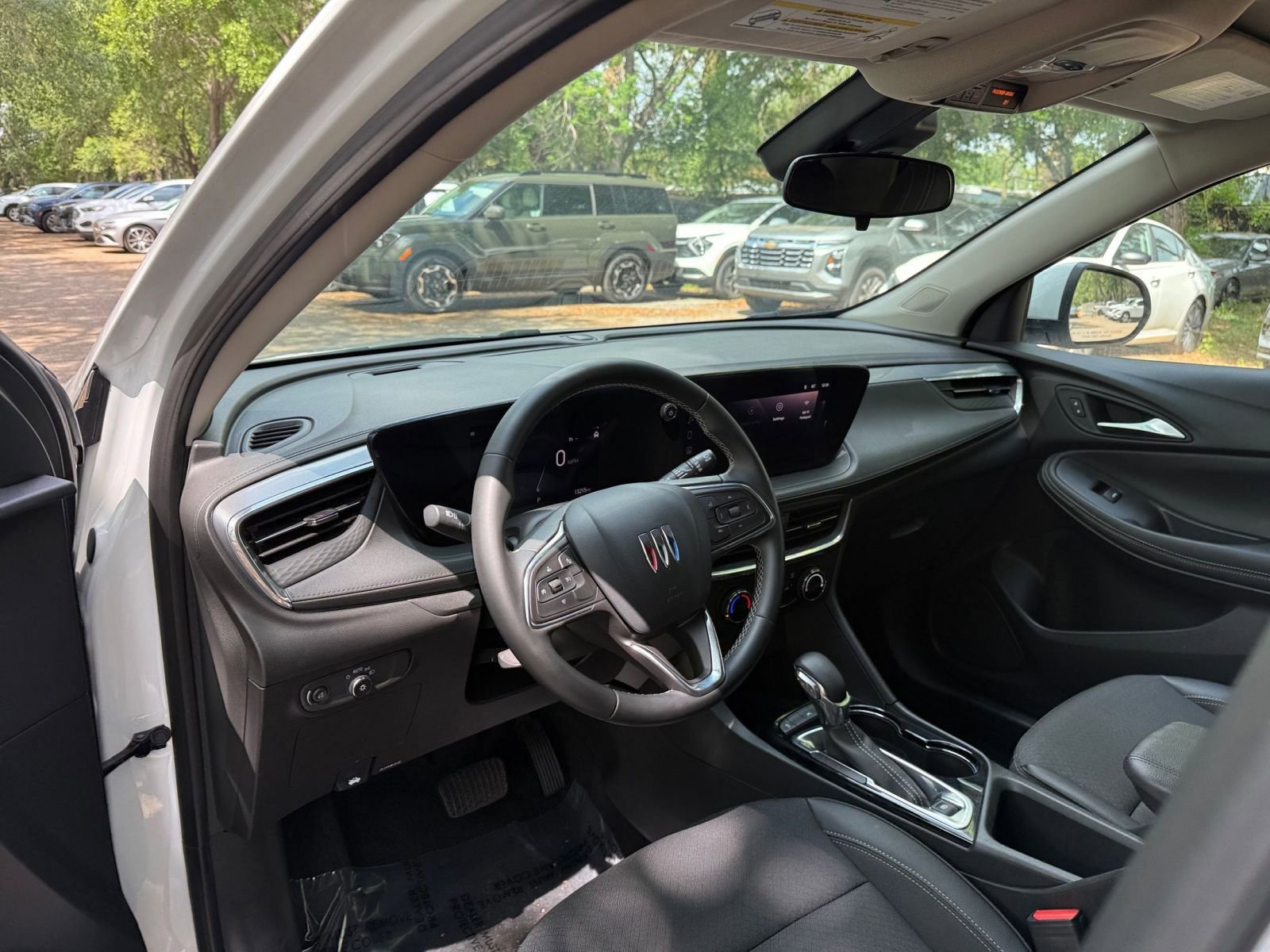 Thumbnail: 2025 Buick Encore GX - 31