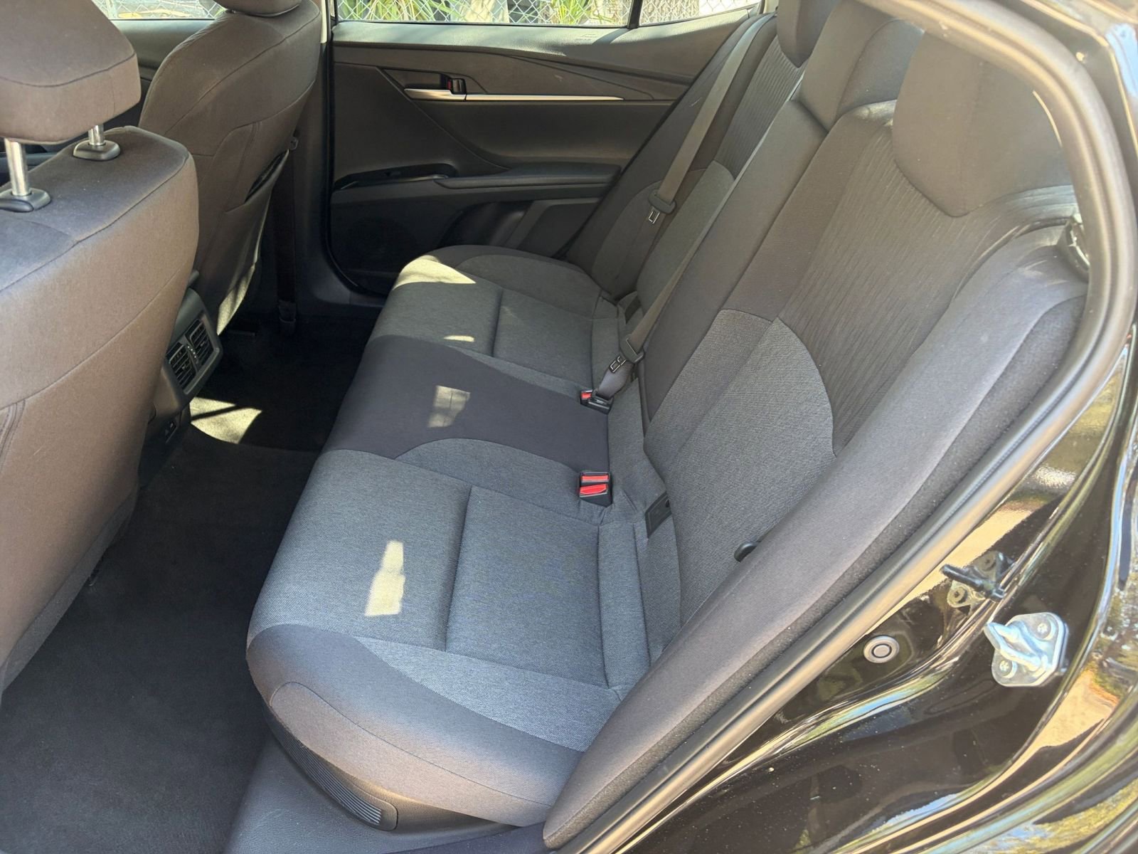 Thumbnail: 2025 Toyota Camry - 31