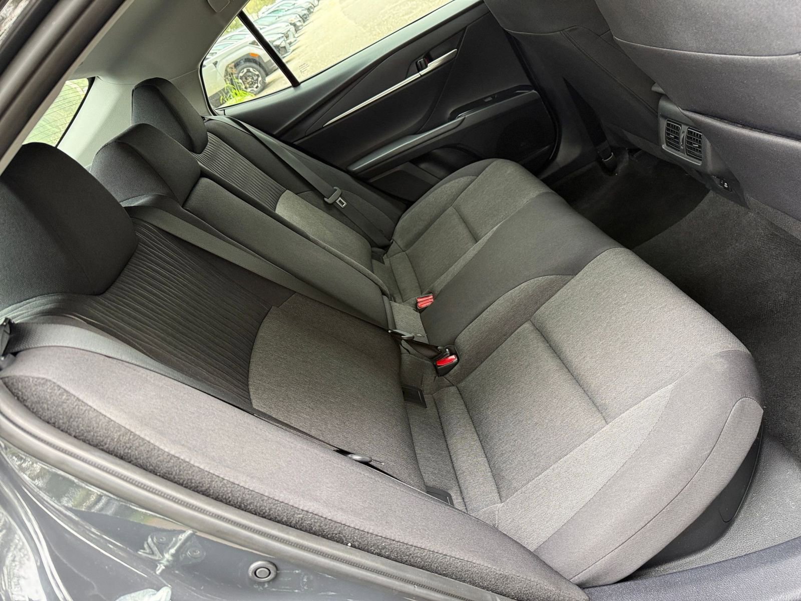 Thumbnail: 2025 Toyota Camry - 20