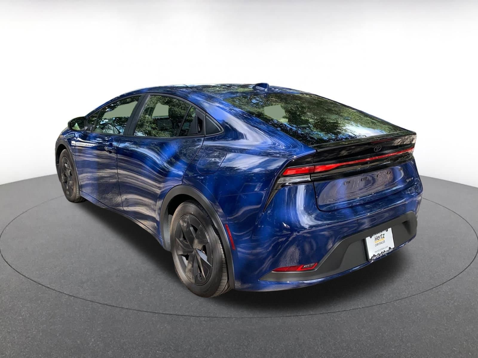 Thumbnail: 2025 Toyota Prius - 5