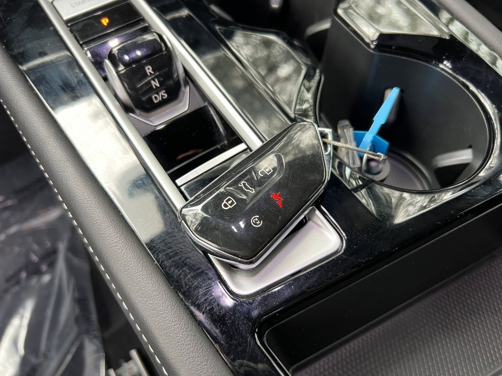 Thumbnail: 2025 Volkswagen Atlas - 18