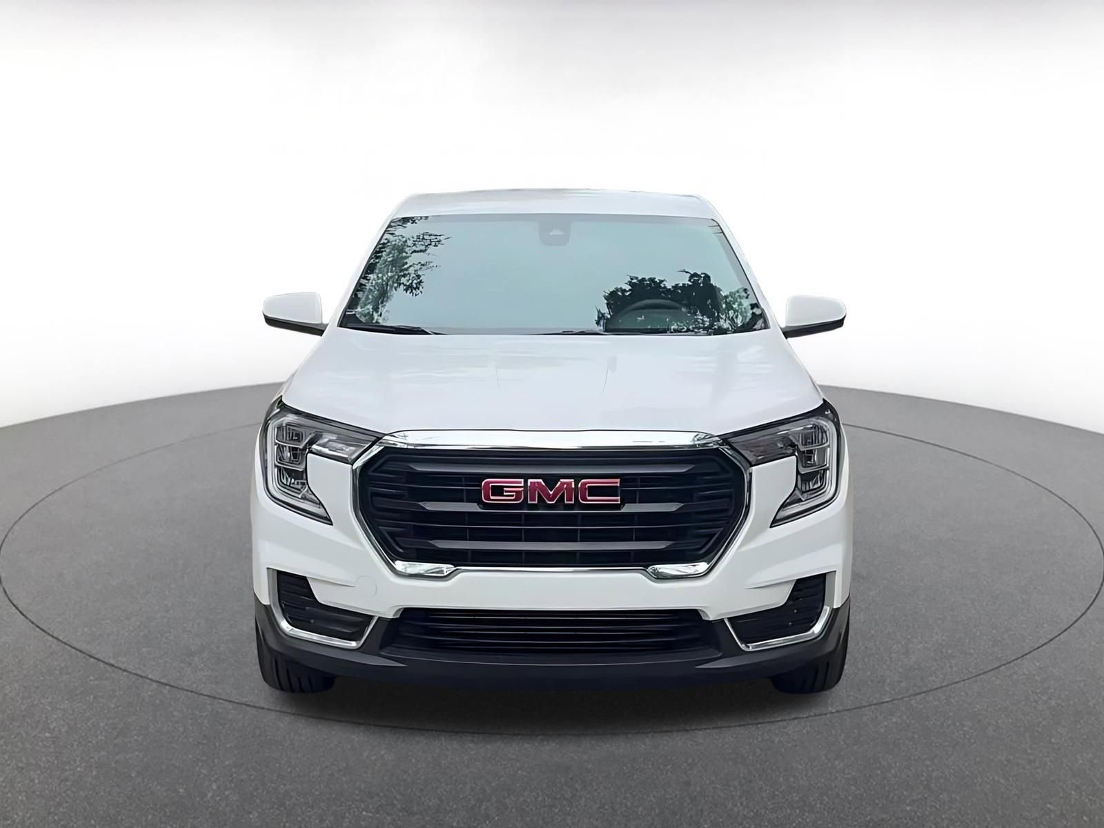 Thumbnail: 2024 GMC Terrain - 4