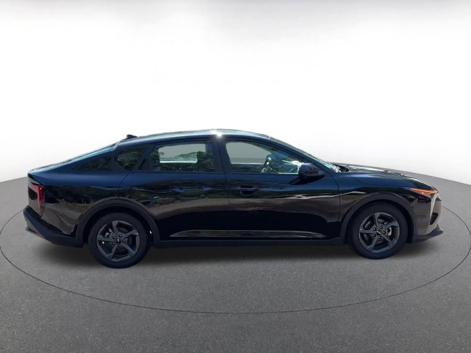 Thumbnail: 2025 Kia K4 - 13