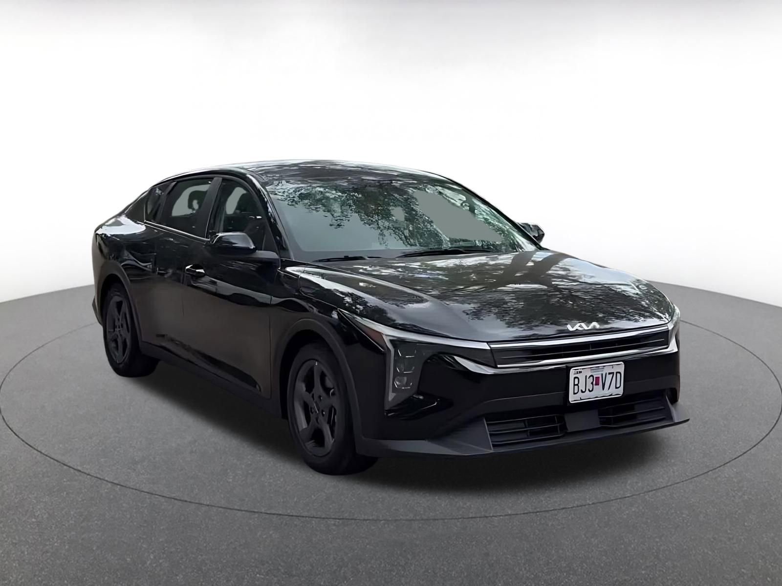 Thumbnail: 2025 Kia K4 - 3