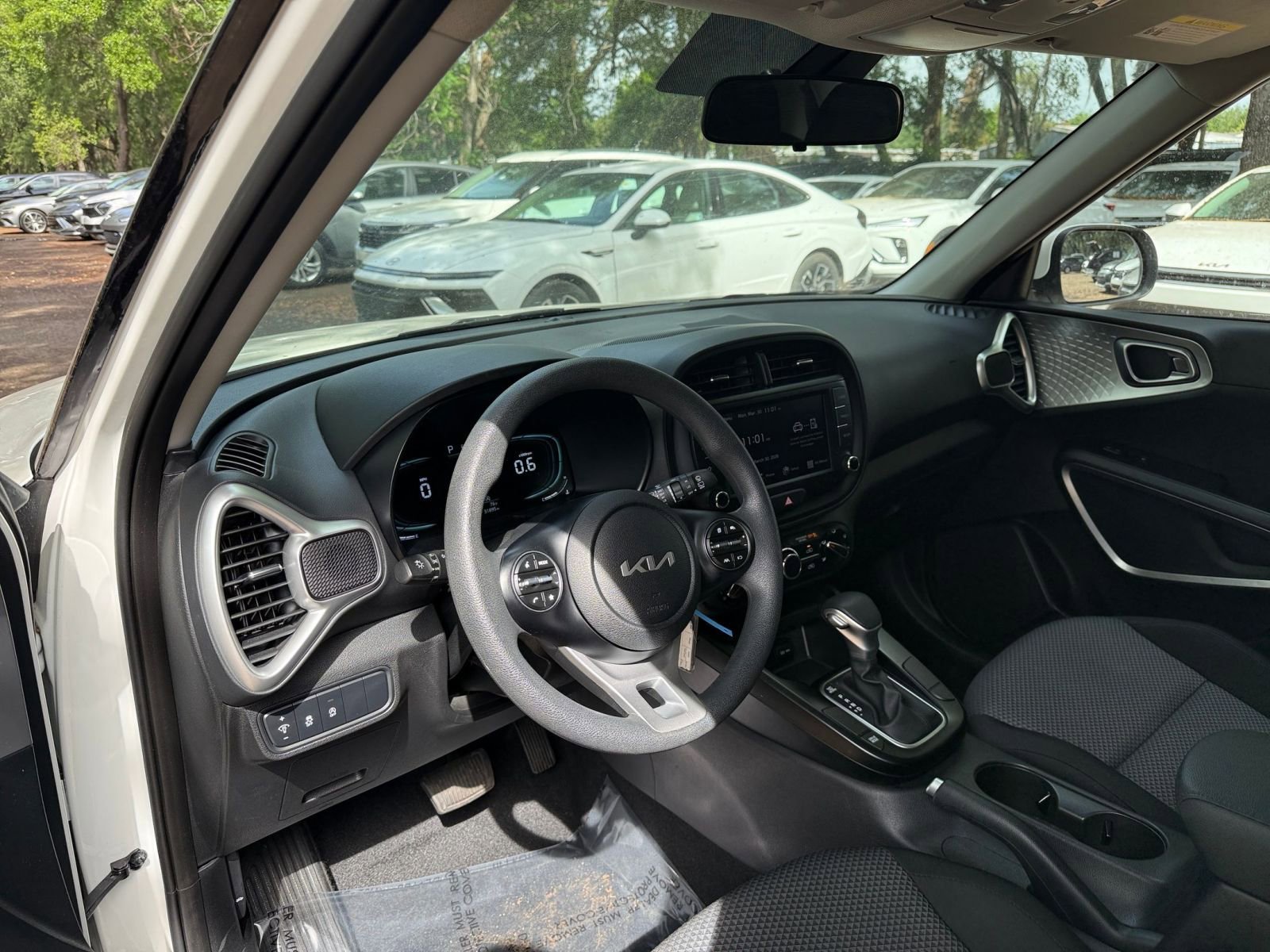 Thumbnail: 2025 Kia Soul - 31