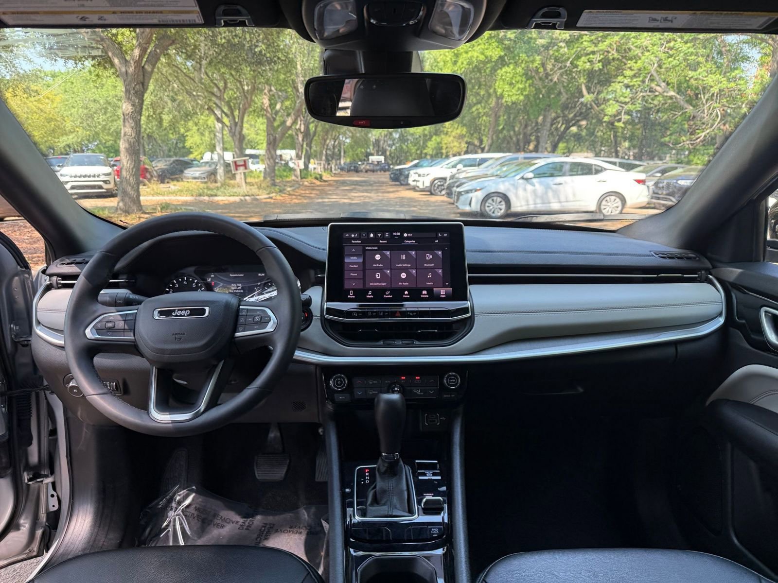 Thumbnail: 2025 Jeep Compass - 29