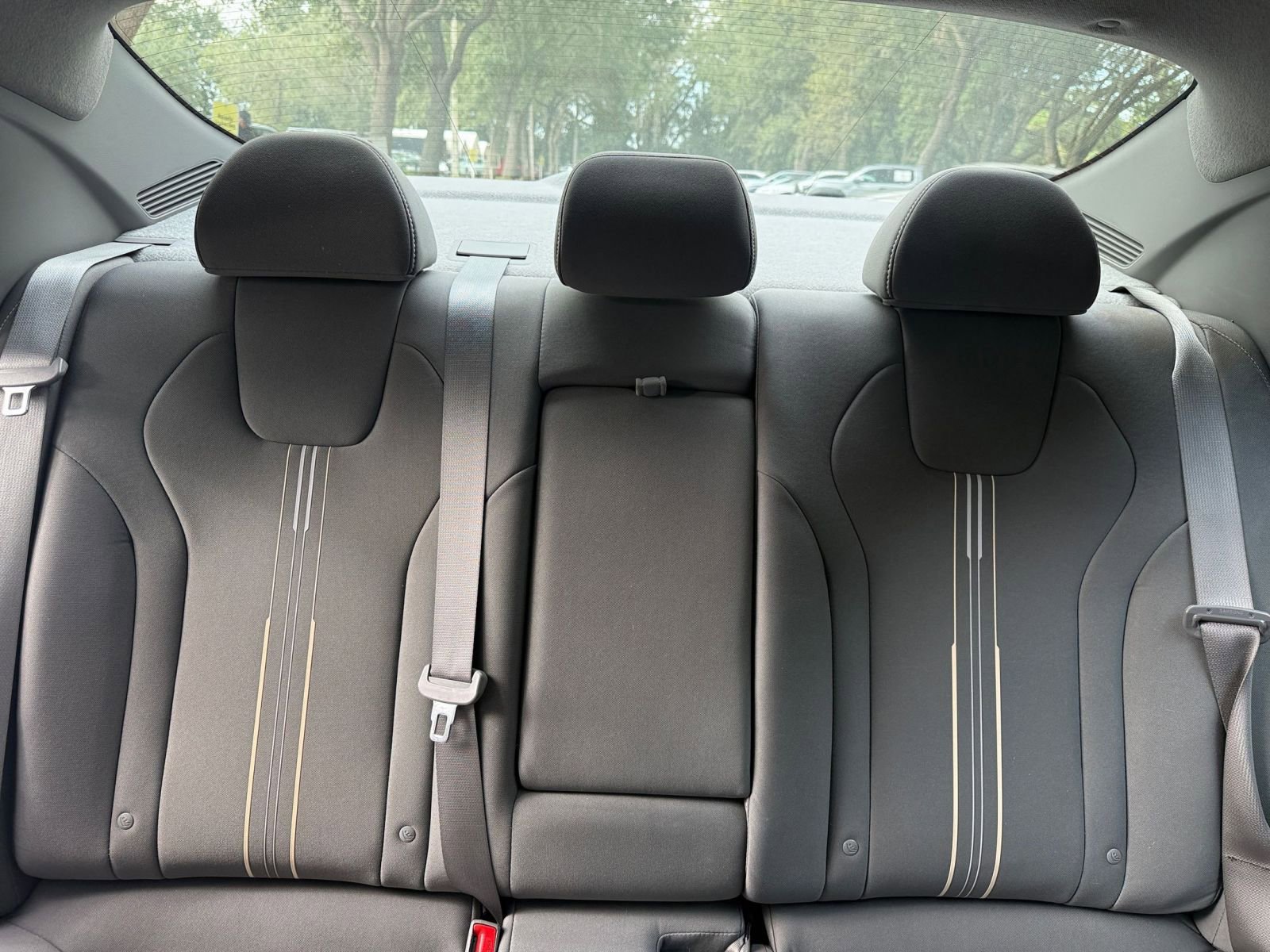 Thumbnail: 2025 Hyundai Elantra - 32