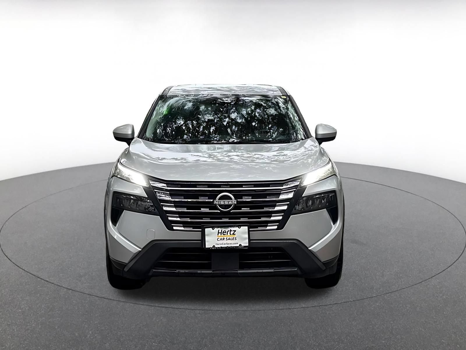 Thumbnail: 2025 Nissan Rogue - 2
