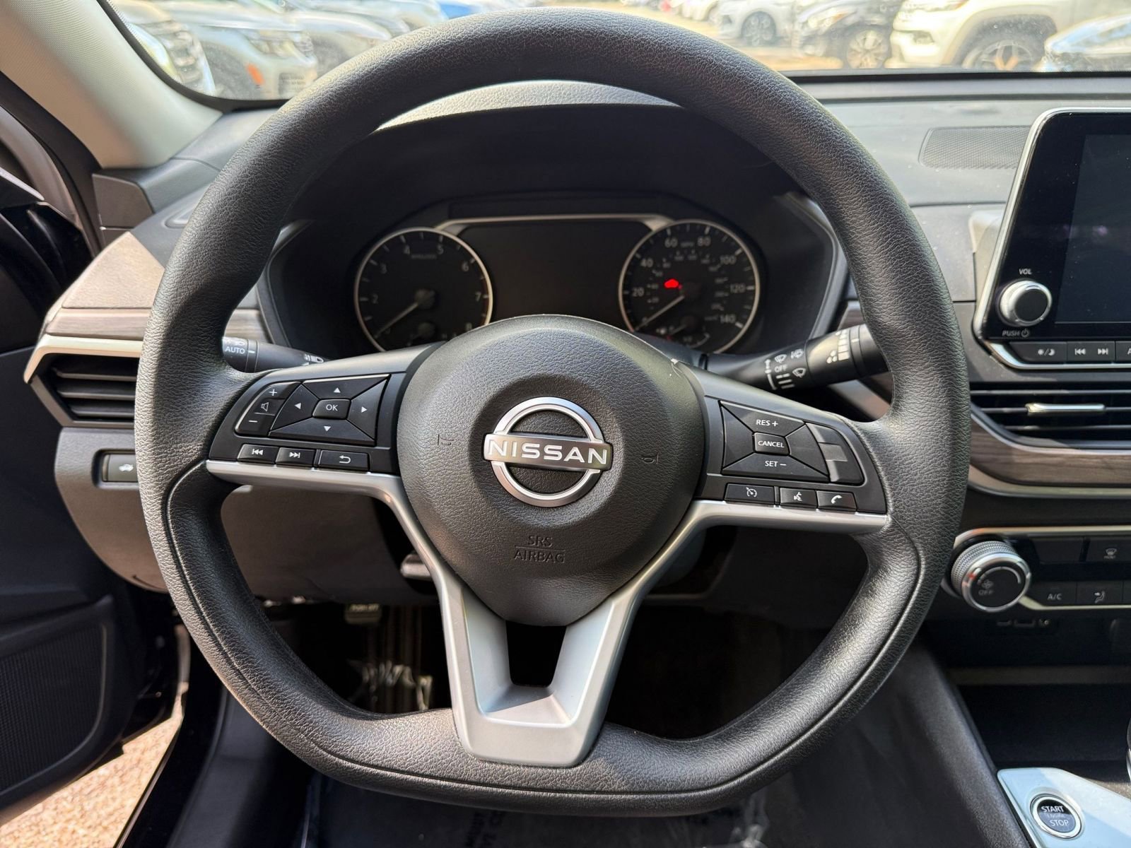 Thumbnail: 2025 Nissan Altima - 24
