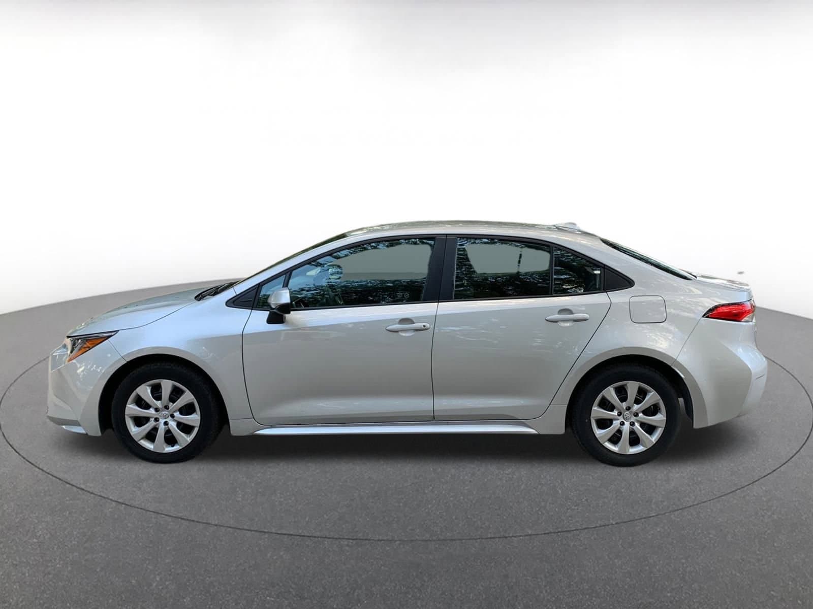 Thumbnail: 2024 Toyota Corolla - 4
