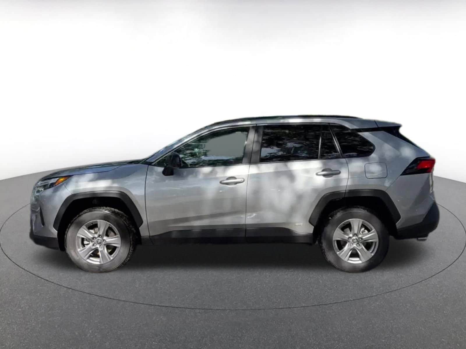 Thumbnail: 2025 Toyota RAV4 - 9