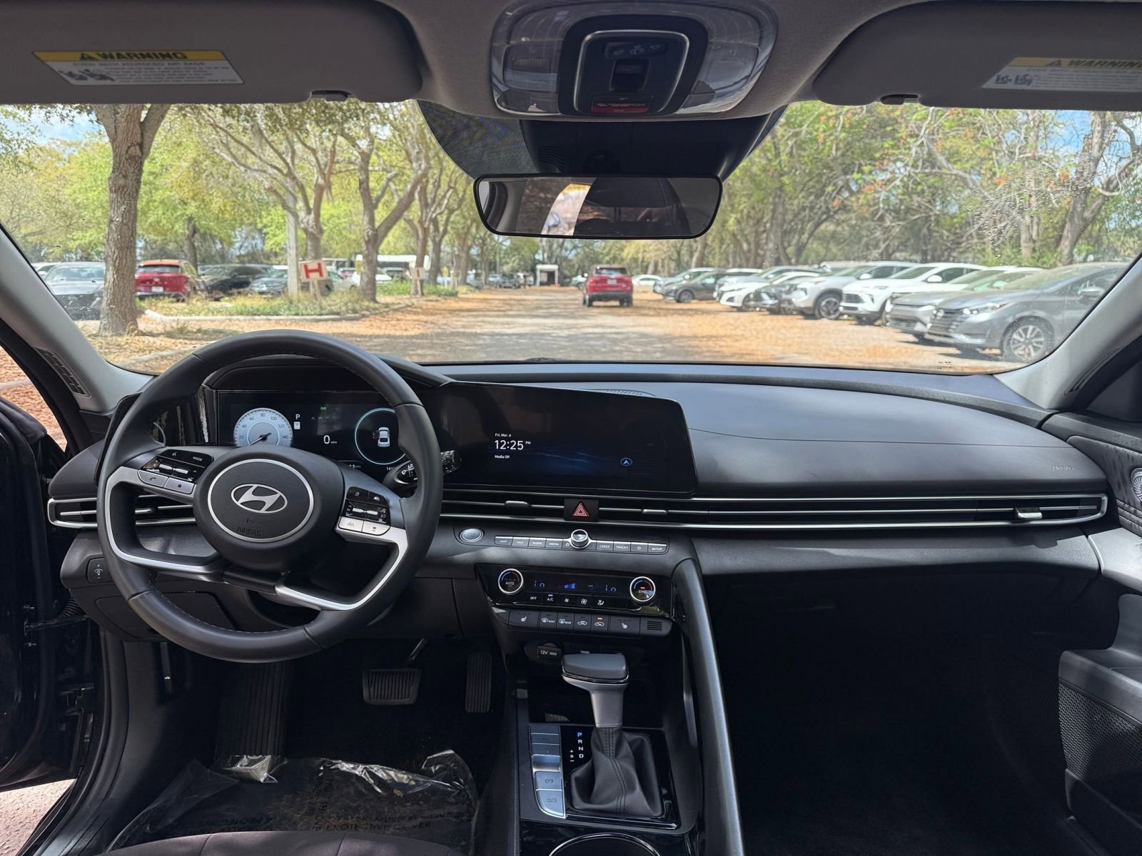 Thumbnail: 2025 Hyundai Elantra - 30