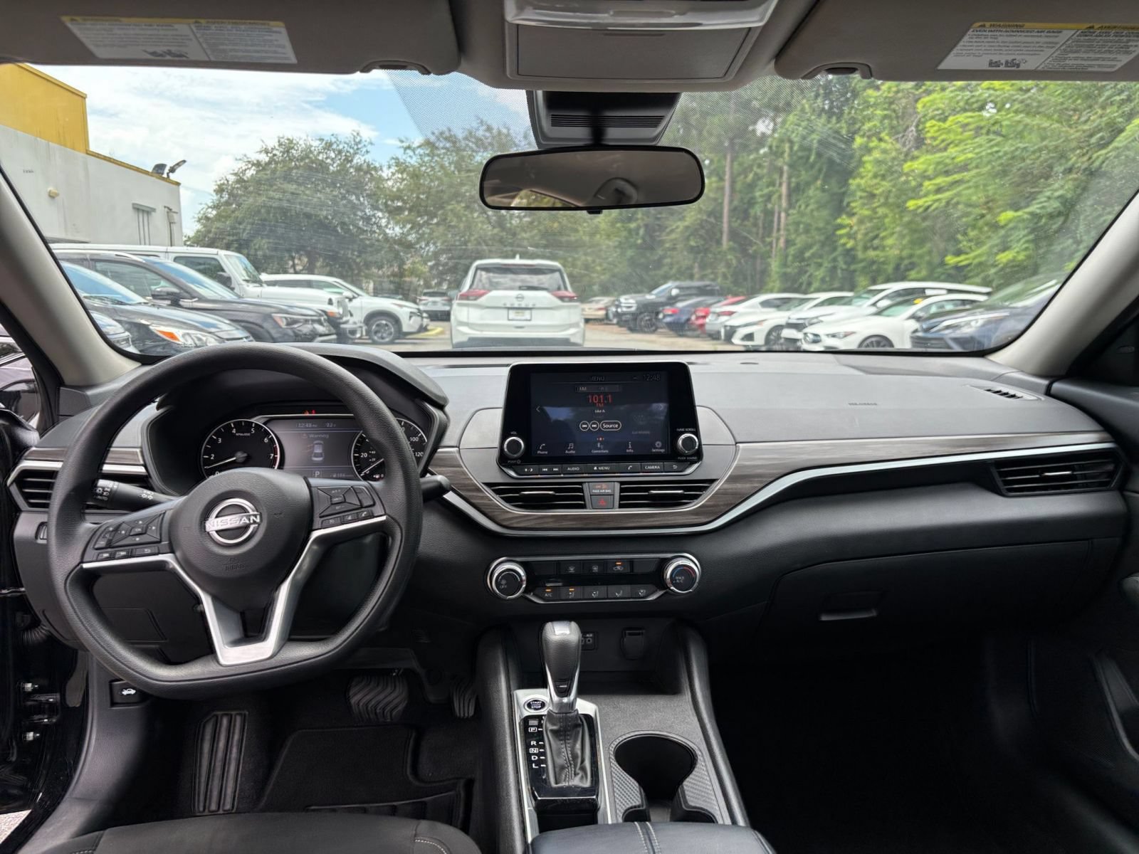 Thumbnail: 2025 Nissan Altima - 28