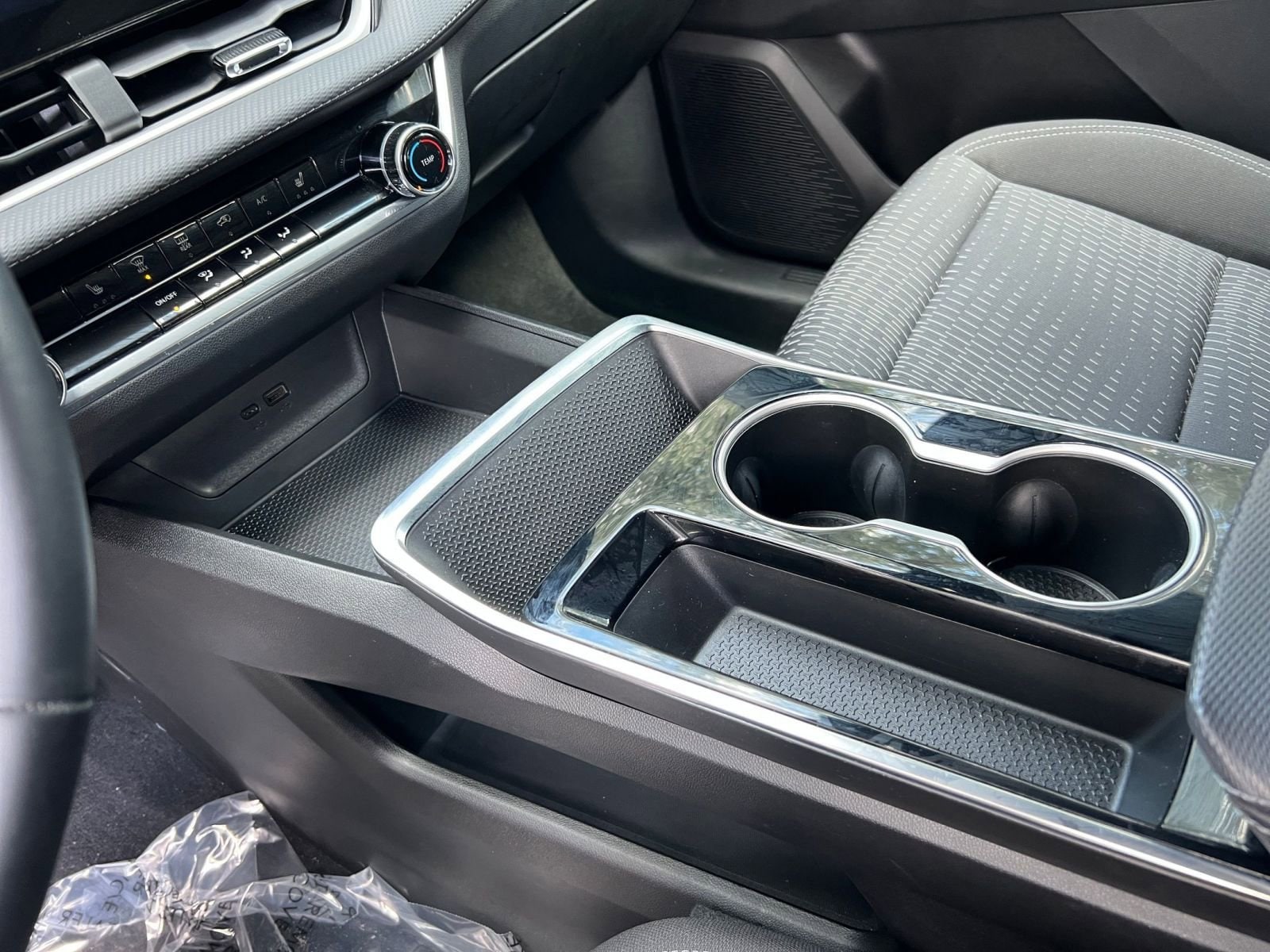 Thumbnail: 2025 Chevrolet Equinox - 35