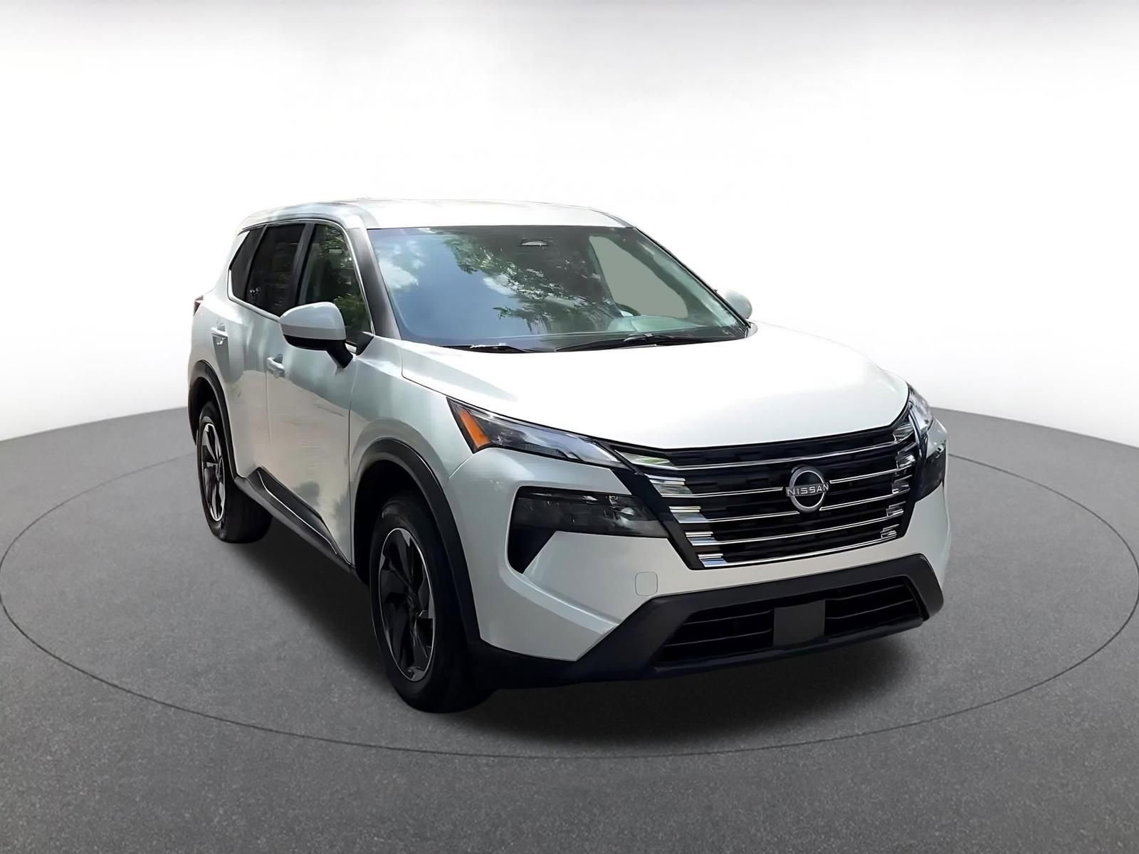 Thumbnail: 2025 Nissan Rogue - 3