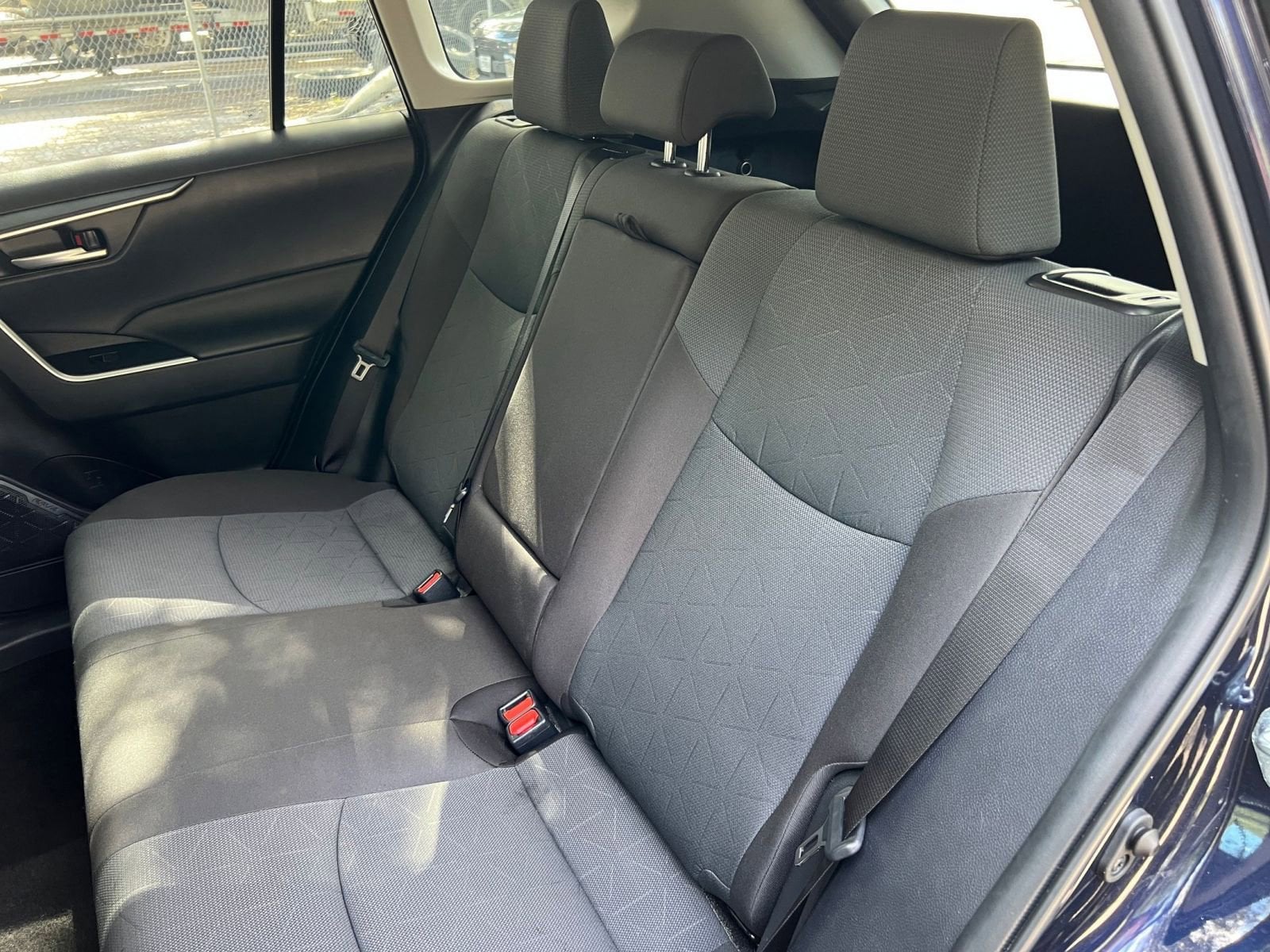 Thumbnail: 2025 Toyota RAV4 - 31