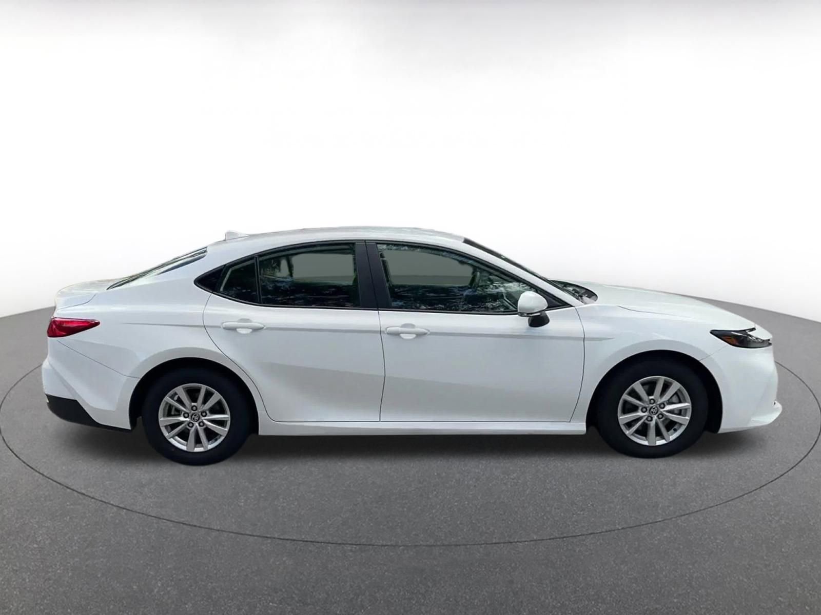 Thumbnail: 2025 Toyota Camry - 16