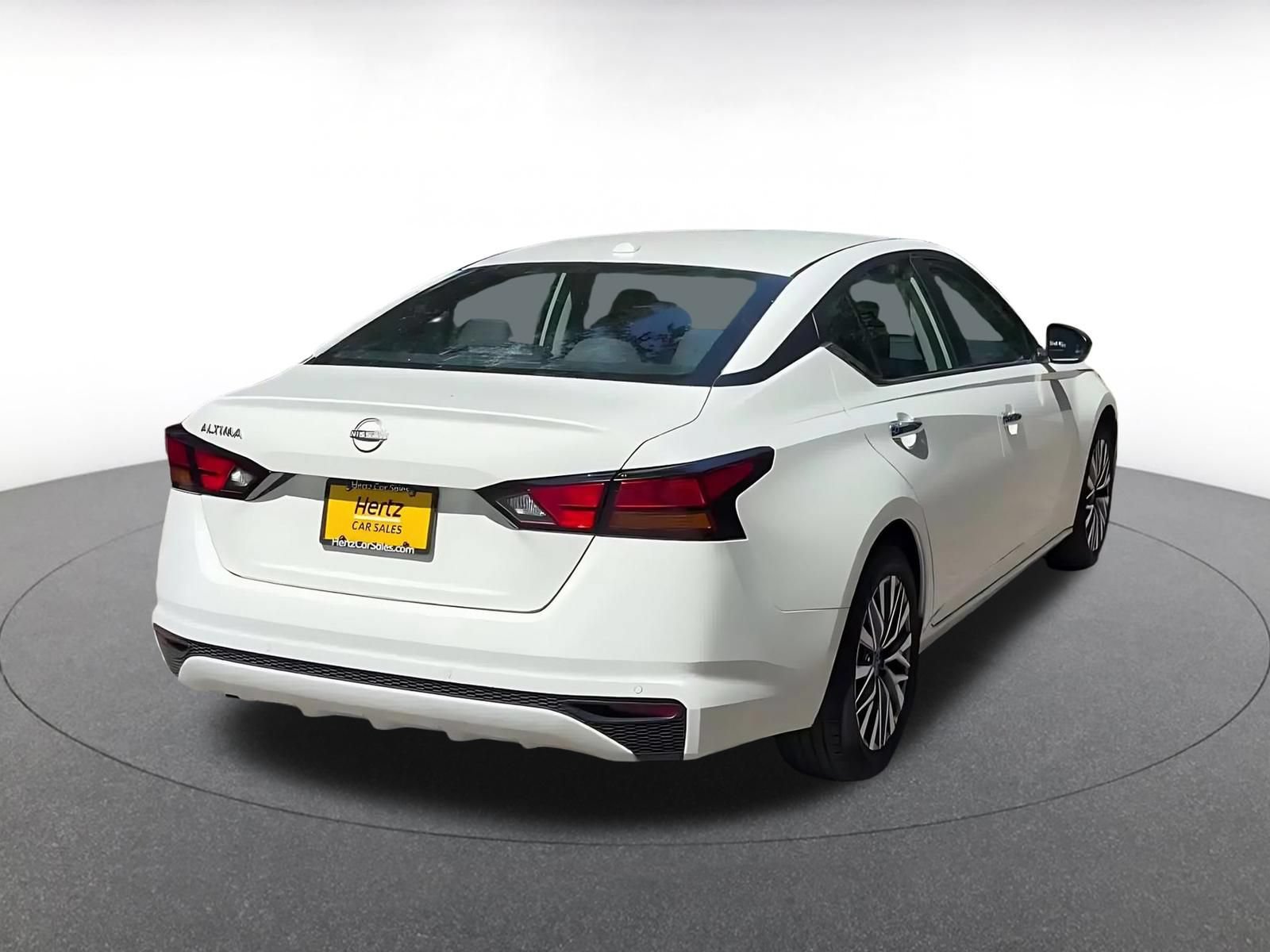 Thumbnail: 2025 Nissan Altima - 14